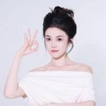 邱彤